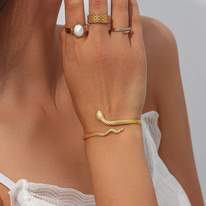 Skanto | 18k Justerbar Slangearmbånd