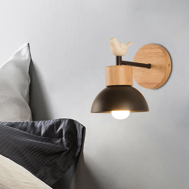 Skanto | NordicDome - Metall og Tre Vegglampe med Fugl til Barnerommet