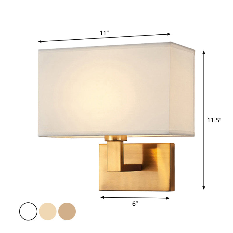 Postmodern Cuboid Vegglampe Stoff 1-Lys Sengelampe Lesevegglys i Hvit/Beige/Brown med Svart/Gull Arm | Skanto