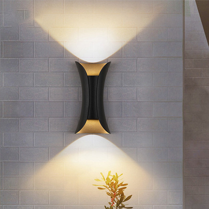 Liten/Stort Flared LED Vegglampe Moderne Metall 2 Lyspærer Svart/Hvit/Hvit-Gull Opp Ned Lys for Terrasse | Skanto