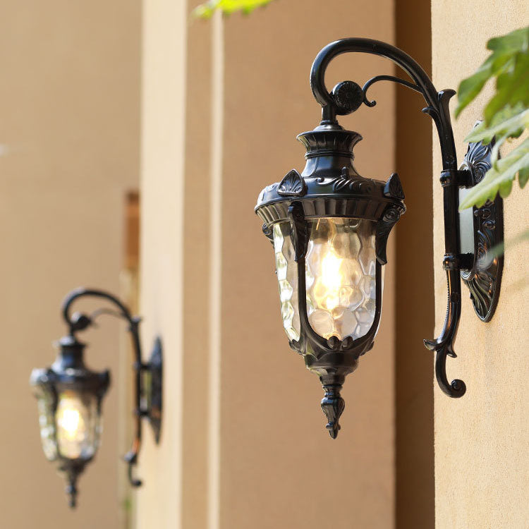 Tradisjonell europeisk sylinderlanterne aluminium glass 1-lys utendørs veggmontert lampe for utendørs patio | Skanto
