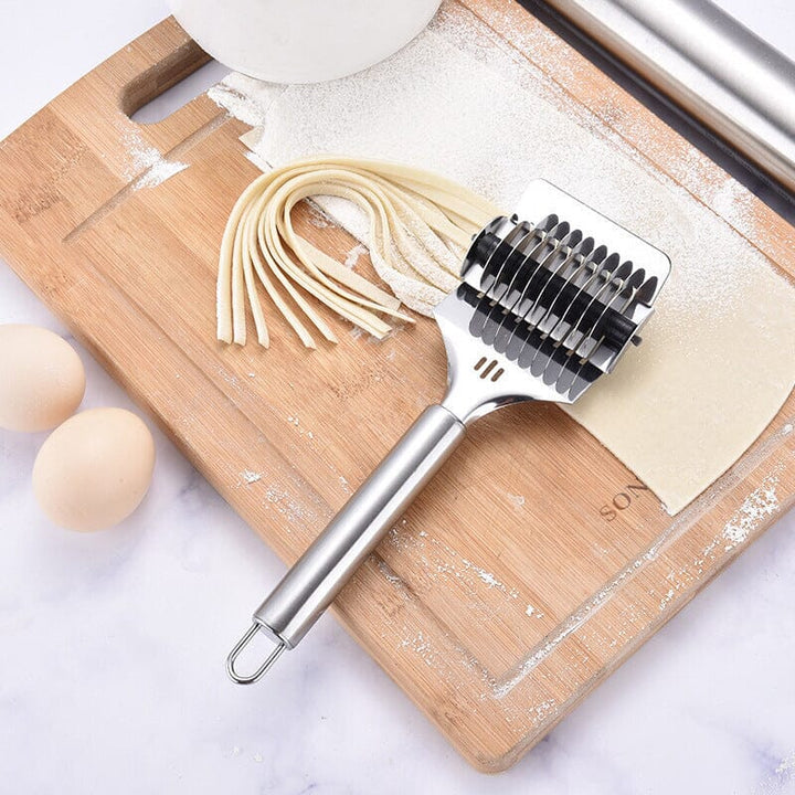 Noodle Spaghetti Cutter Roller | Skanto