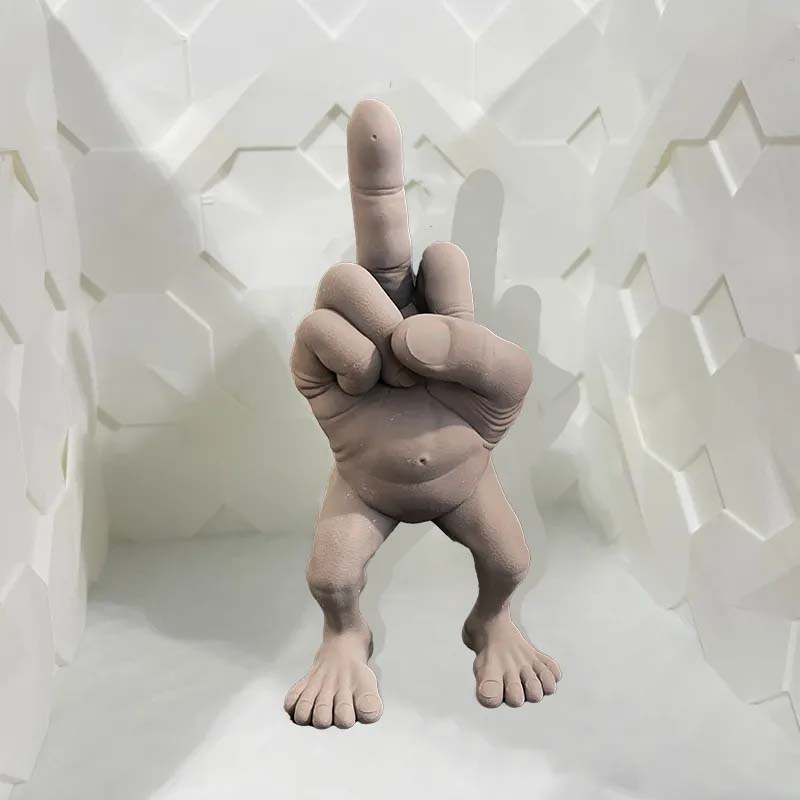 Skanto | Langfinger figur med ben