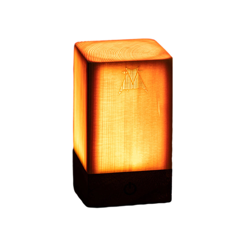 Skanto | LumiWood – LED bordlampe med batteri og berøringskontroll