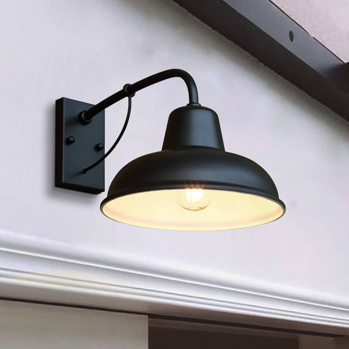 Vintage Iron Barn Vanntett Utendørs 1-Lyskilde Vegglampe | Skanto