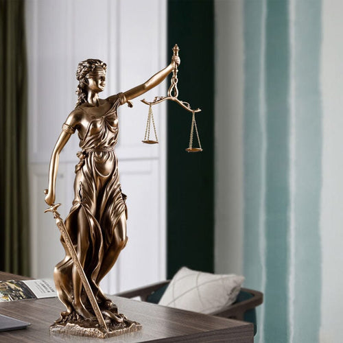 Skanto | Dekorativ statue av Rettferdighetens Gudinne