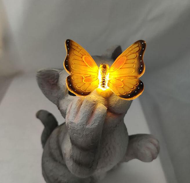 Skanto | SolarPurr Hagebelysning | LED Katt Figur med Sommerfugl | Soldrevet | Værbestandig | Utendørs Dekorasjon