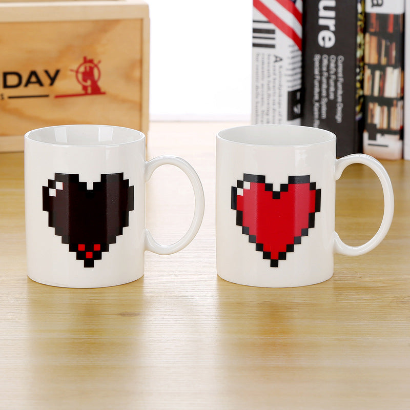 Pixel Heart Magic Varmefølsom Fargeendrende Keramisk Kaffekopp | Skanto