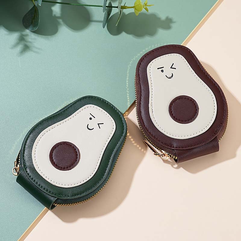 Skanto | Avocado-shaped multifunctional card holder
