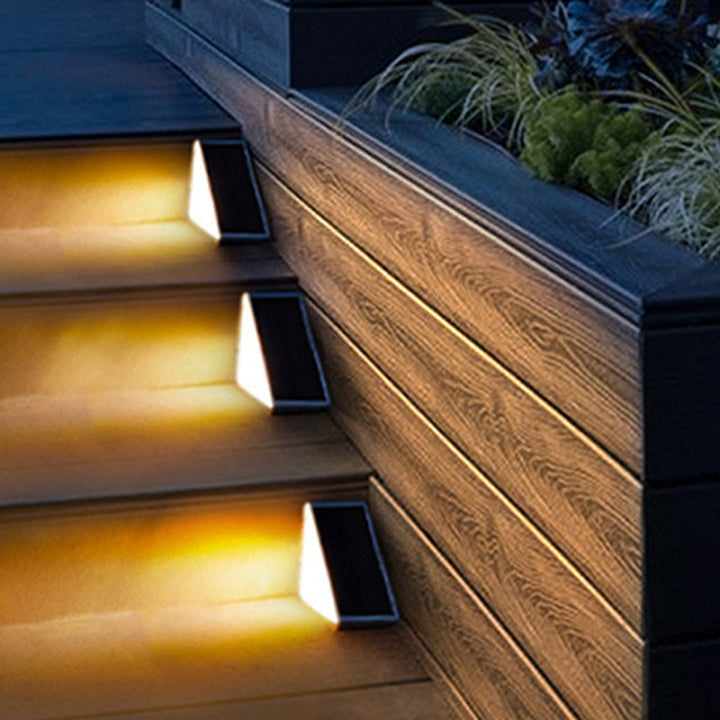 Skanto | LED Solenergi Vanntette Trinn Lys