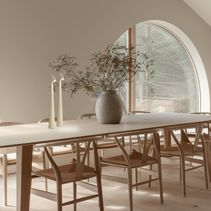 Skanto | Bordlampe Moderne Rød Metall LED Lys