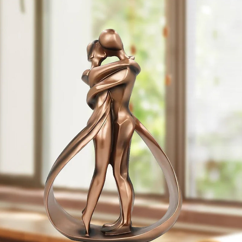 Romantisk Elskere Omfavn Statue | Skanto