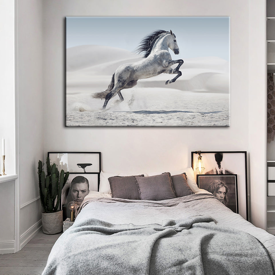 Springende hvite hest - Lerret veggkunst maleri