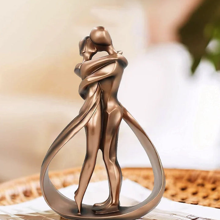 Romantisk Elskere Omfavn Statue | Skanto