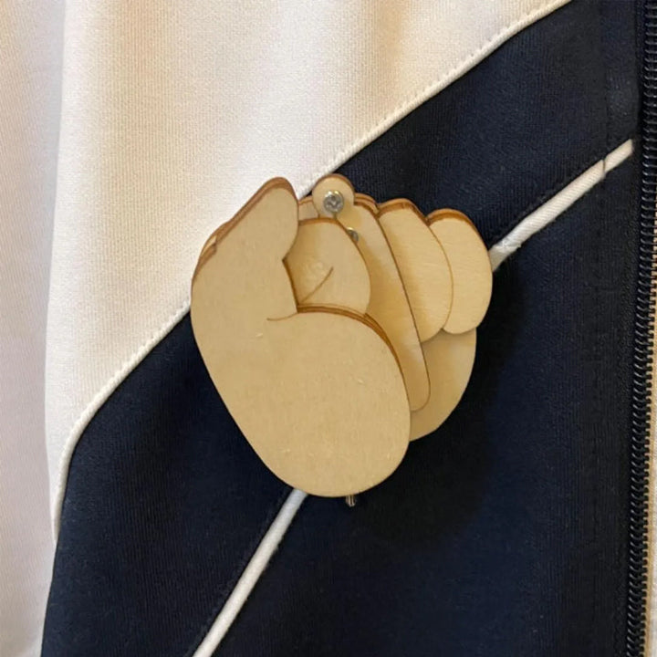 Skanto | Morsom Tre Finger Pin