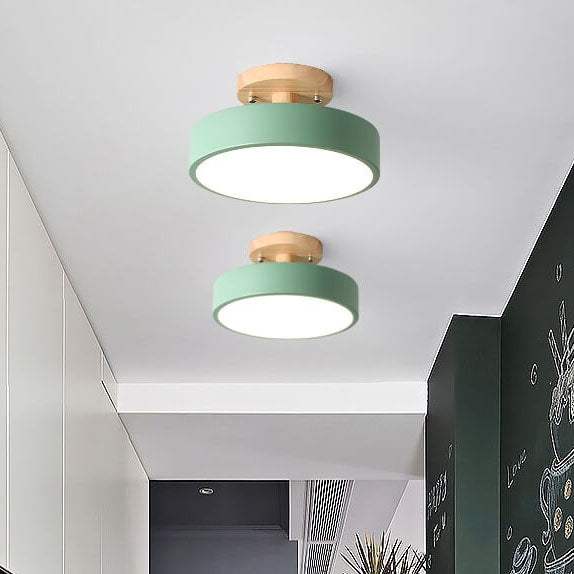 Skanto LED Rund Taklampe | Nordisk Design | Semi-Flush Montering | Økonomisk Innendørs Belysning