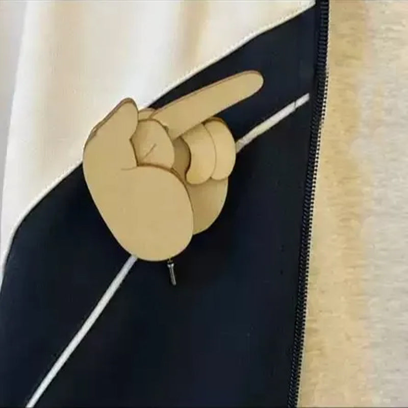 Skanto | Morsom Tre Finger Pin