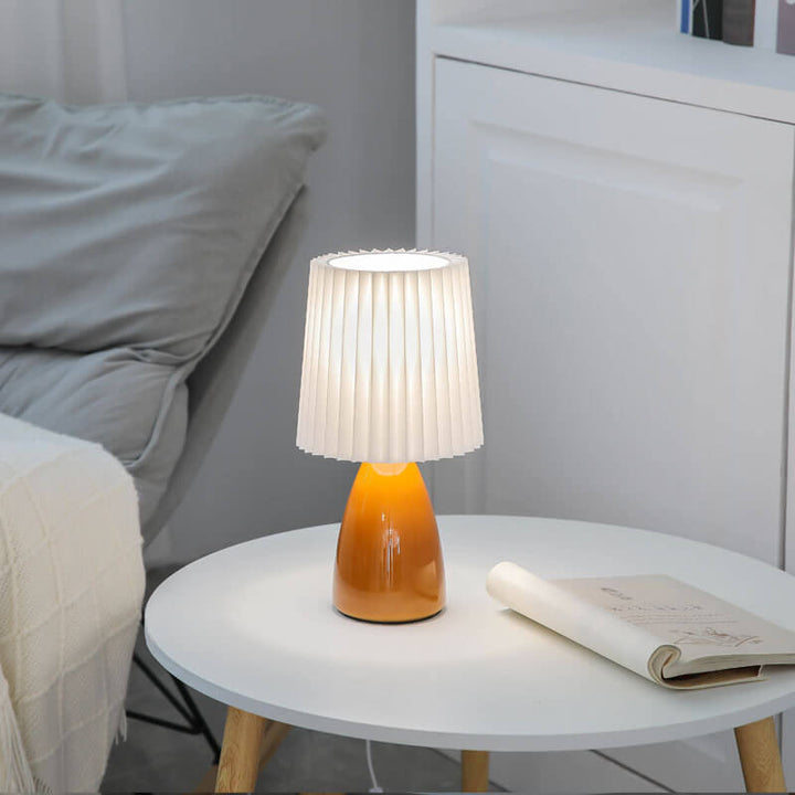 Skanto | Skandinavisk Retro Bordlampe med Foldsøm og Glassbase