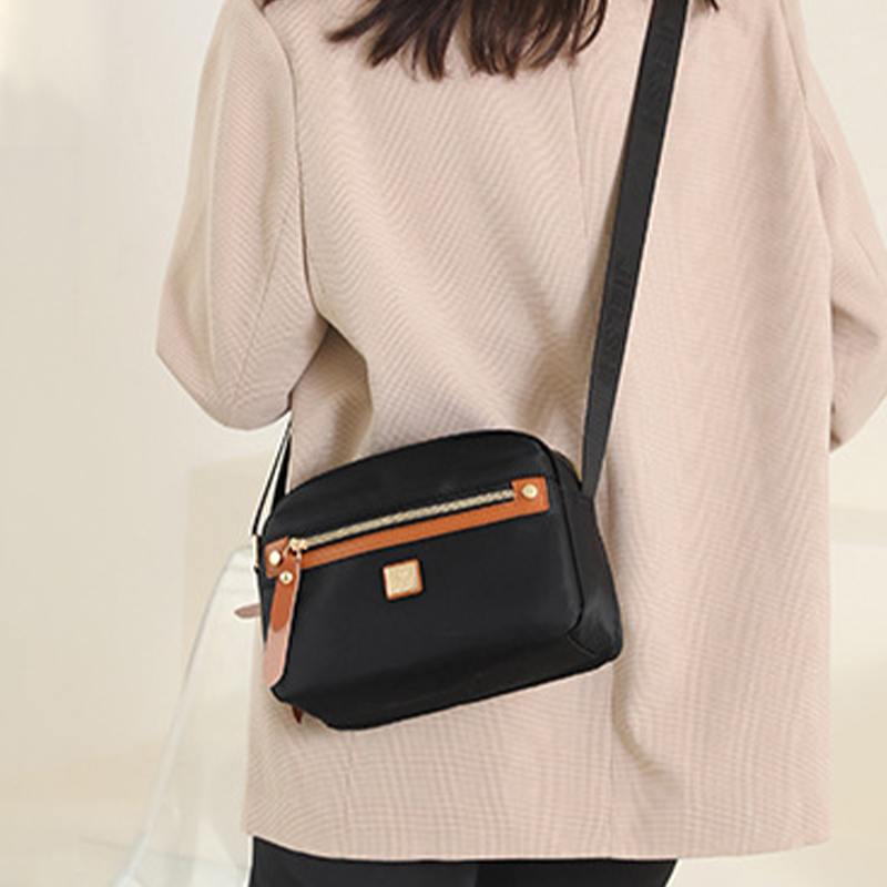 Skanto | Nylon Crossbody Bag
