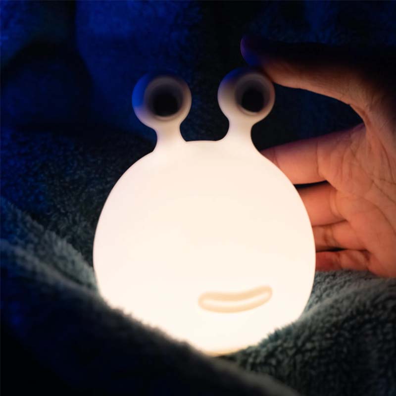 Skanto | Slug Nattbordlampe