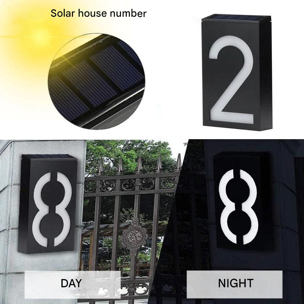 Skanto | Lysende Husnummer på Solenergi - SolarSign