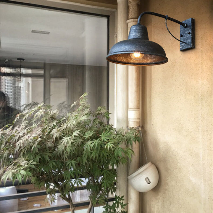 Vintage vegglampe i låvestil laget av jern, vanntett, for utendørs bruk, 1 lyspære