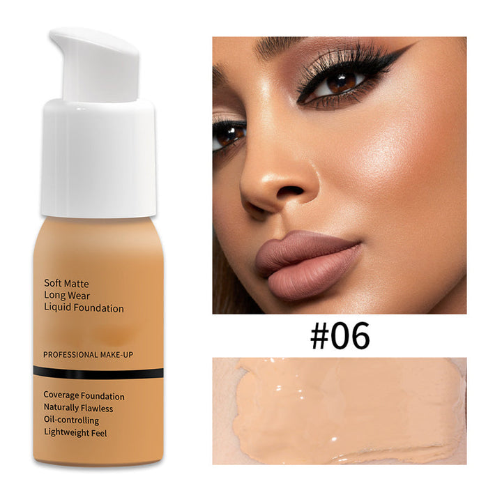 Skanto | Myk matt væskefoundation