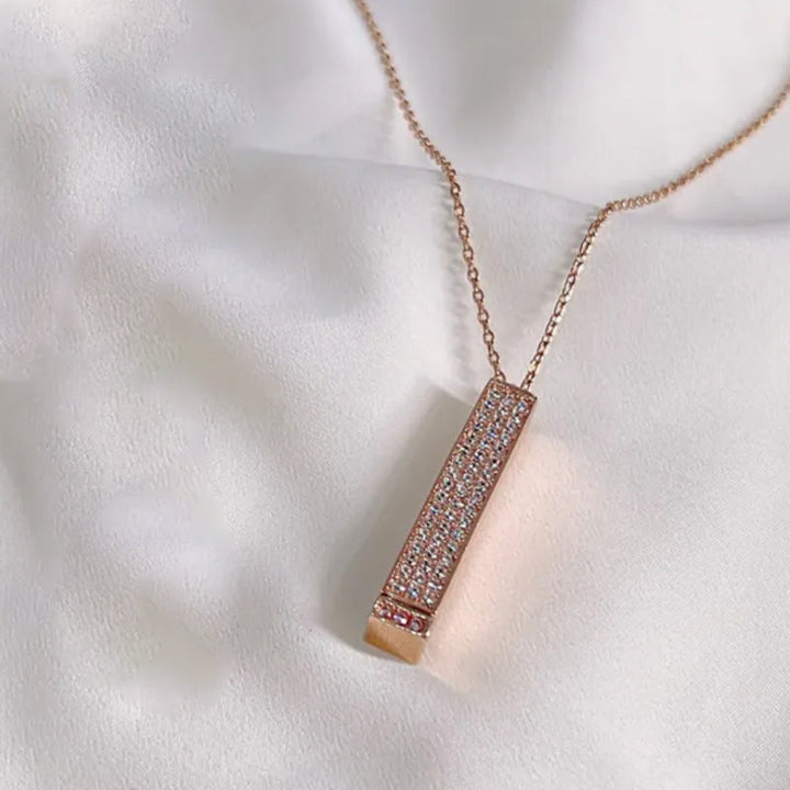 Skanto | Secret I love you message bar necklace