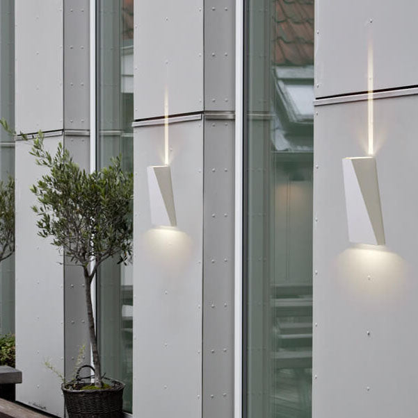 Enkel trapezoidal utendørs vanntett LED 2-lamputendørslampe | Skanto