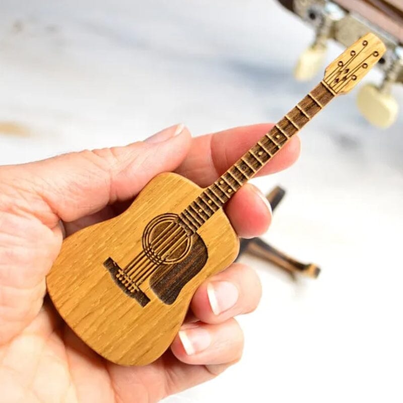 Skanto | Treboks for akustisk gitarutstyr