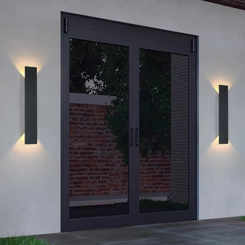 Skanto | Værbestandig LED Utendørs Vegglykt | IP65 Vurdert, Energisparende & Moderne Design for Hage- og Terrassebruk