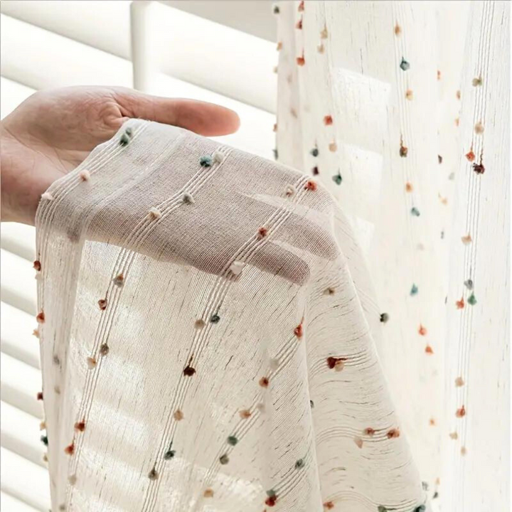 Skanto | Sugar Bean Regnbue Brodert Tyll Gardinpanel