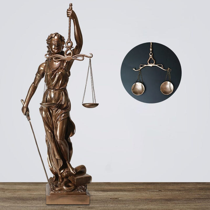 Skanto | Dekorativ statue av Rettferdighetens Gudinne