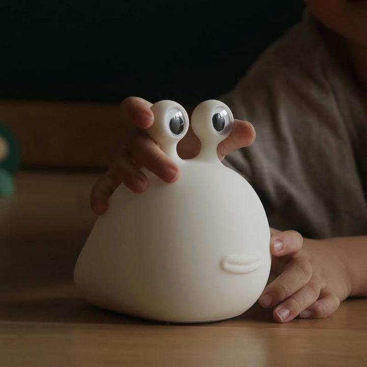Skanto | Slug Nattbordlampe