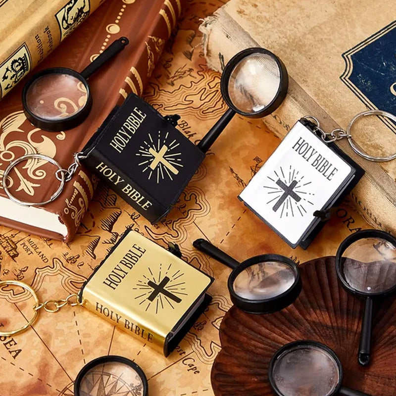 Skanto | Mini Book Bible Nøkkelring