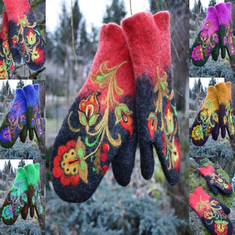 Skanto | Juleblomst Broderte Votter