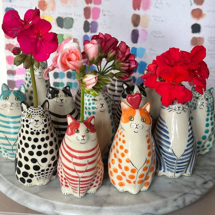 Skanto | Dotted Cat Vase