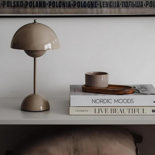 Skanto | ModernLamp | Moderne bordlampe i soppdesign med berøringskontroll