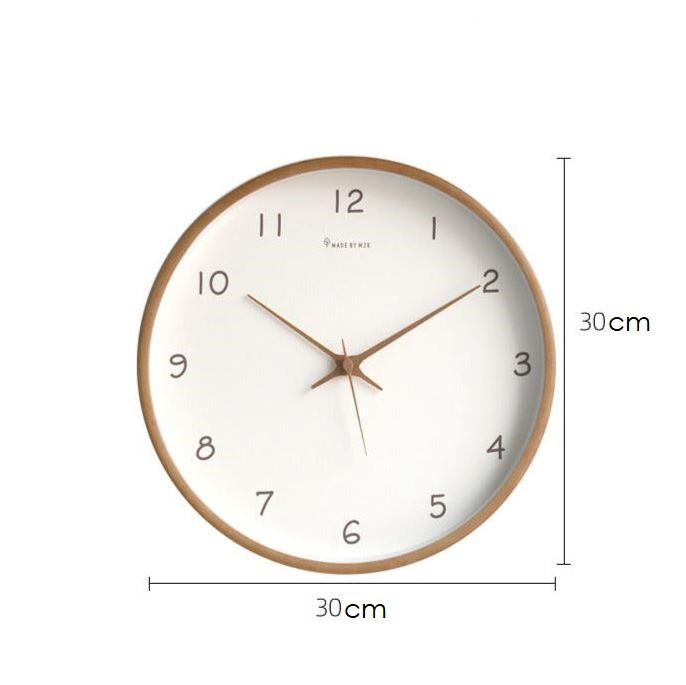 Skanto | Enkel analog veggklokke i massivt tre for hjemmet – tidløs og elegant!