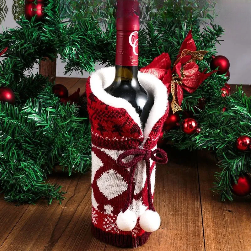 Juleflaskehette med pelskrage – festlig hette for vinflasker, nisse dekorasjon til jul, perfekt som gaveinnpakning | Skanto