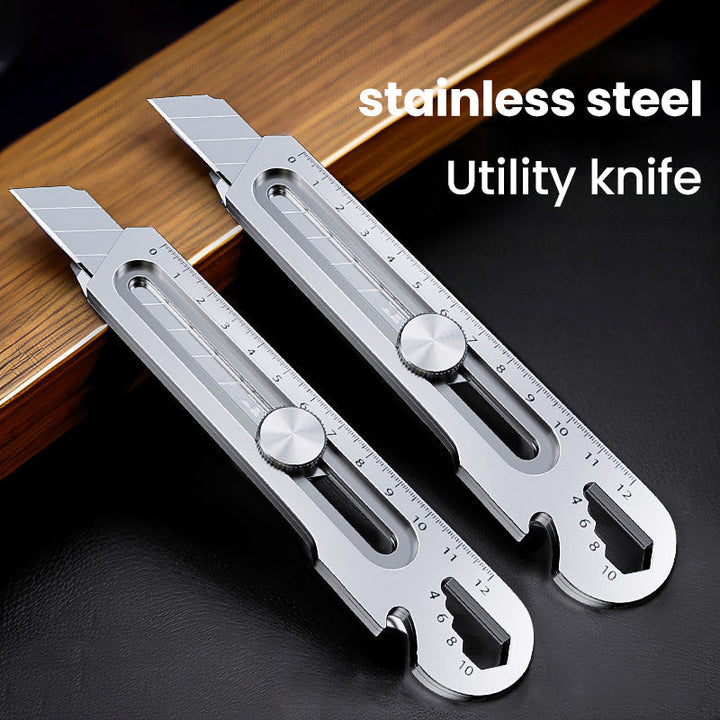 Skanto | Multifunksjonell Multitool Kniv