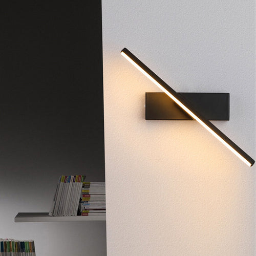 Moderne, elegante, drehbare Wandleuchte