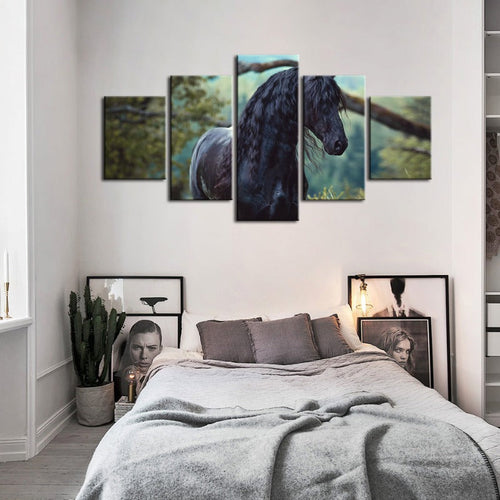 5 stk svart hest i skogen - lerret veggkunst maleri | Skanto