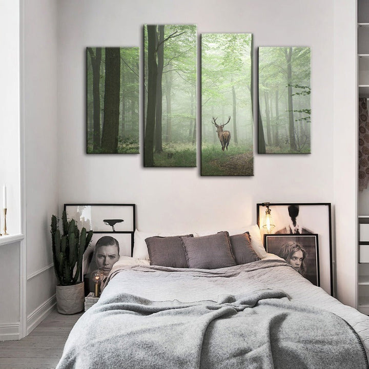4 stk Tåkelagte Mystiske Hjorter i Skogen - Lerret Veggkunst Maleri | Skanto