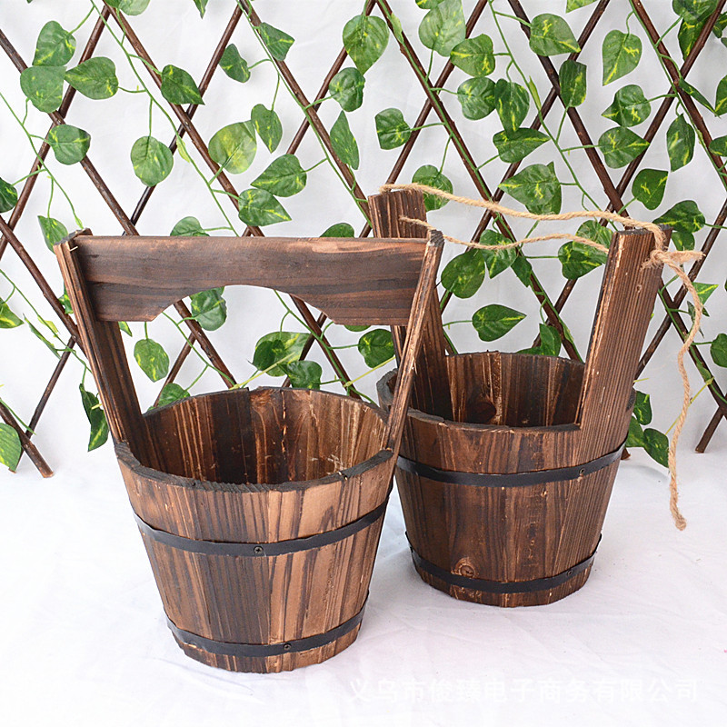 Skanto | Trebøtteplantekasse i fatadesign for hage og terrasse – Dekorative blomsterpotter laget av tre