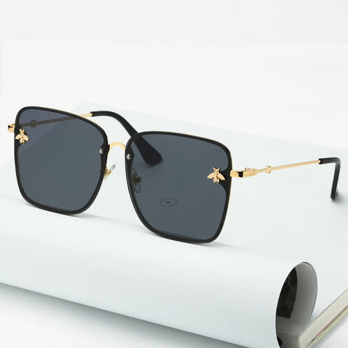 Charlotte Solbriller | Oversized & Rimless | Skanto