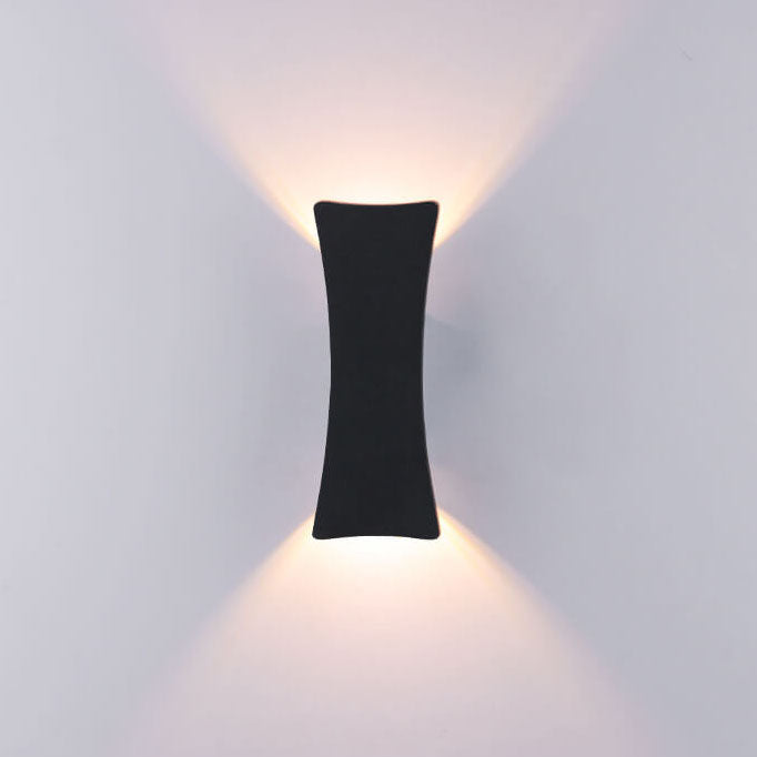 Moderne Enkle Rektangulære Buede LED Utendørs Vanntette Vegglampe | Skanto