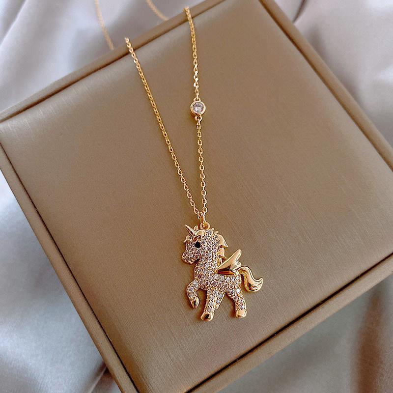 Skanto | Vakker Engel Hest Vedheng Smykke