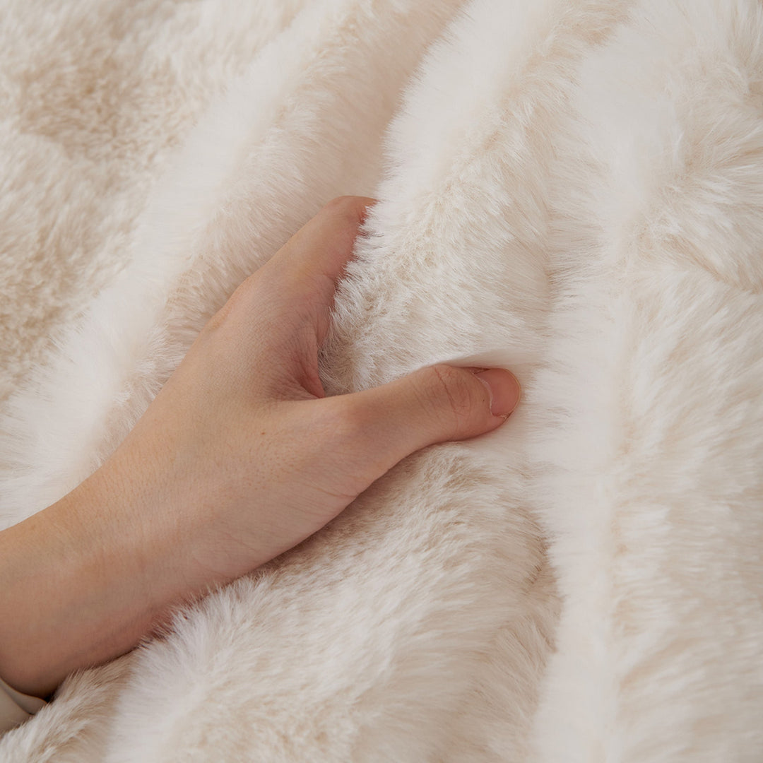 Luksus Ripple Faux Fur Sofa Deksel - Moderne, Stilig & Holdbar Sofa Beskyttelse | Skanto
