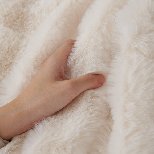 Luksus Ripple Faux Fur Sofa Deksel - Moderne, Stilig & Holdbar Sofa Beskyttelse | Skanto